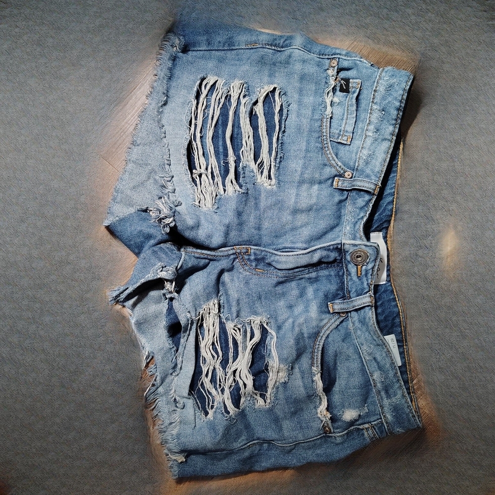 KanCan Distressed Blue Jean Shorts